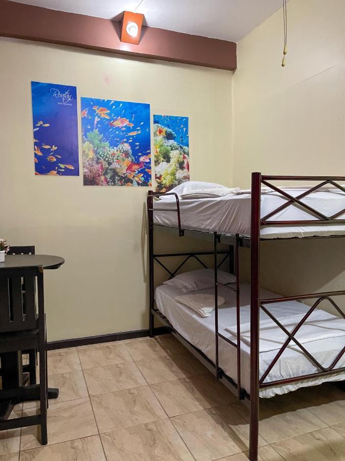 B Aparts Hotel Coxen Hole Dış mekan fotoğraf