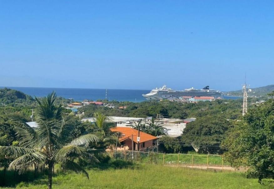 B Aparts Hotel Coxen Hole Dış mekan fotoğraf